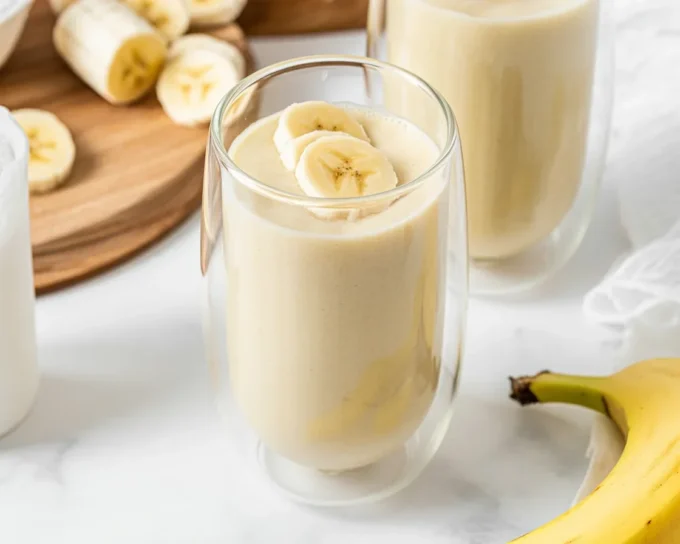Simple banana smoothie recipe made with ripe bananas and milk for a quick treat.