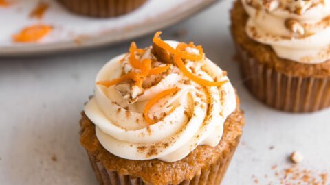 Easy Carrot Cake Cupcakes
